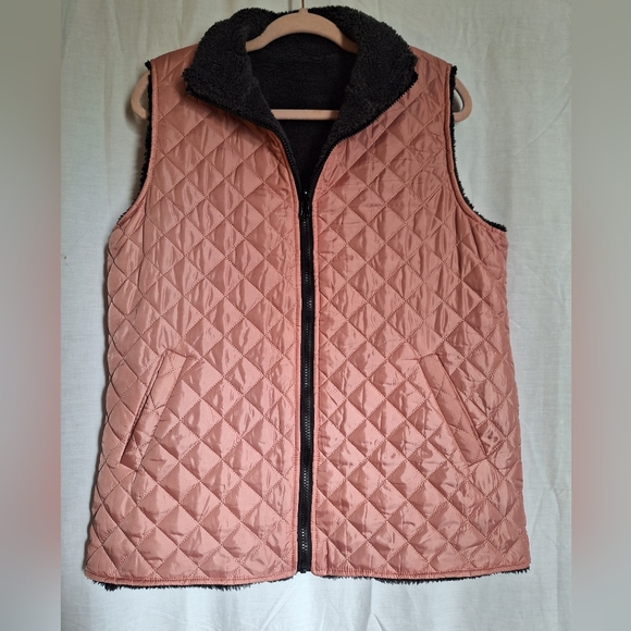 Simply Southern Woman's vest - Picture 1 of 4